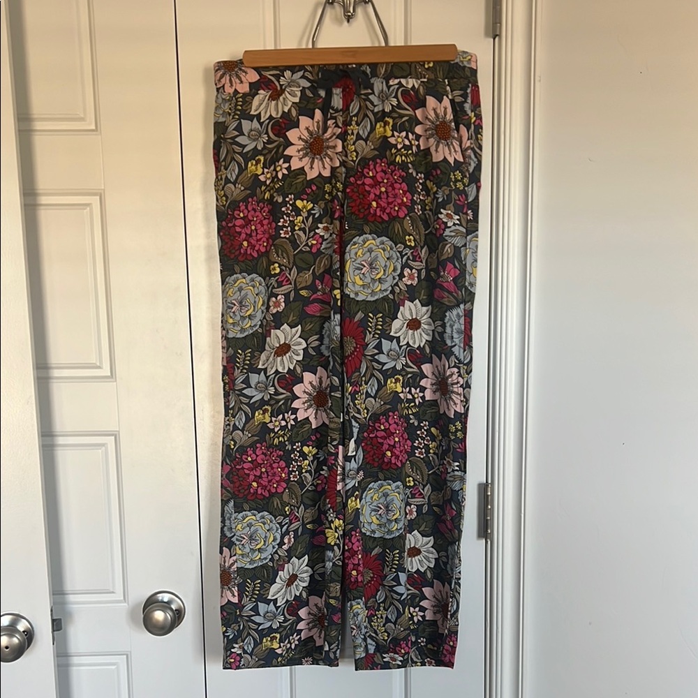LOFT Floral Patterned Pants Petite